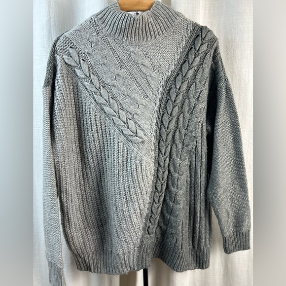 Vera Wang Women's Gray Cable Knit Turtleneck Sweater - Picture 6 of 12